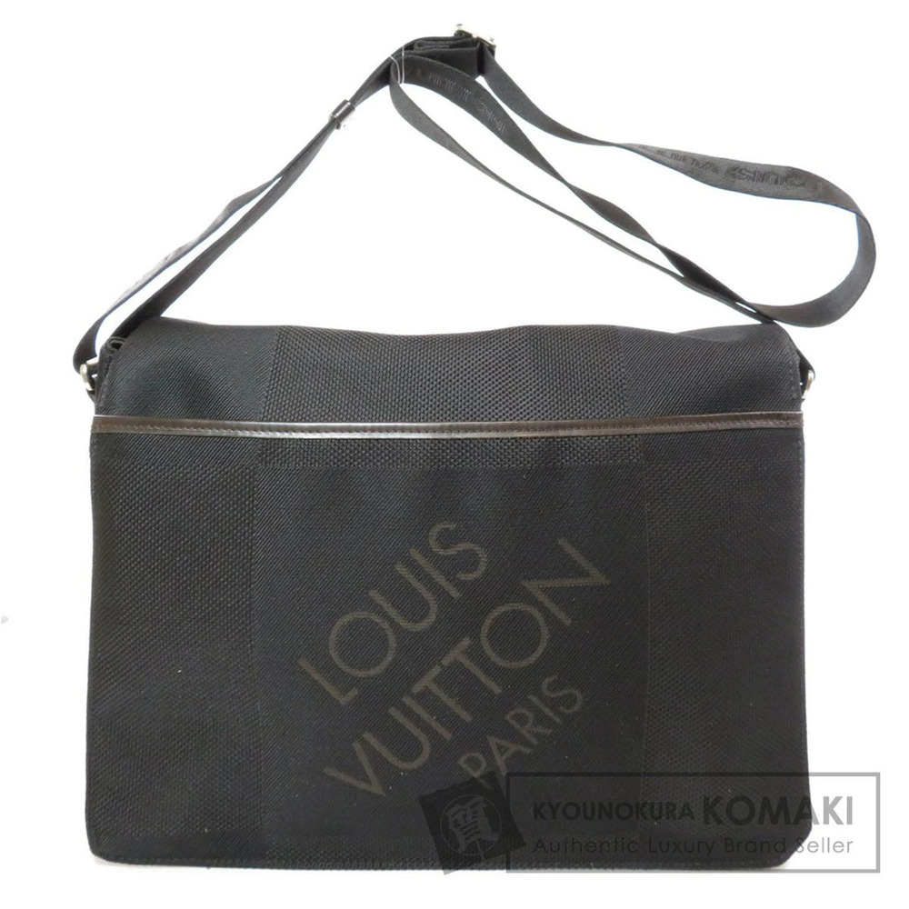 Louis Vuitton Messager Shoulder Bag Damier Geant